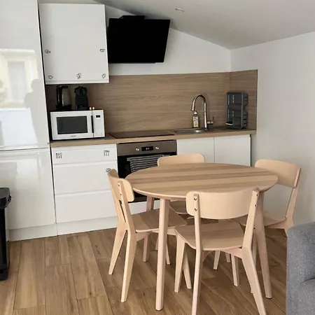 Lägenhet Beau Deux Pieces Cozy Avec Terrasse N11
